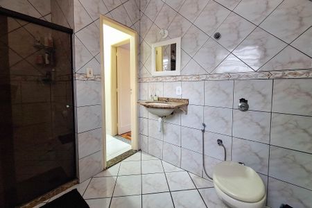 Apartamento à venda com 85m², 2 quartos e sem vaga Apartamento à venda com 85m², 2 quartos e sem vagaBanheiro 1