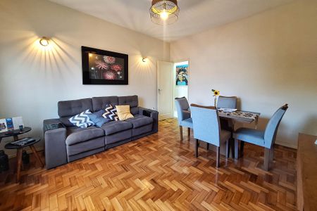 Sala de apartamento à venda com 2 quartos, 85m² em Centro, Niterói