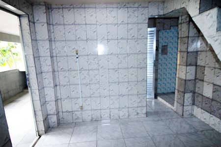 Casa para alugar com 324m², 6 quartos e sem vagaSala/Cozinha