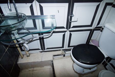 Casa para alugar com 324m², 6 quartos e sem vagaBanheiro