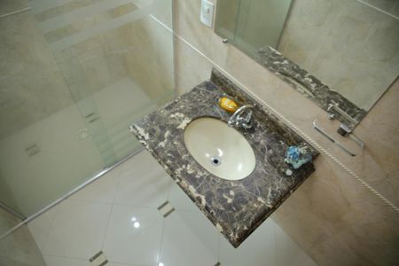 Casa à venda com 160m², 3 quartos e 2 vagasBanheiro Social 