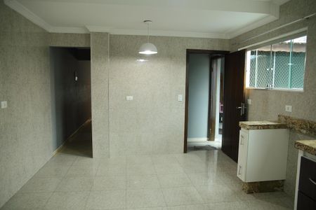 Casa à venda com 160m², 3 quartos e 2 vagasCozinha 