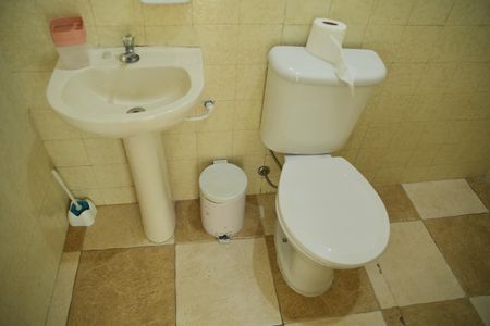 Casa à venda com 160m², 3 quartos e 2 vagasBanheiro de serviço