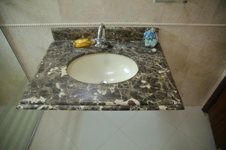 Casa à venda com 160m², 3 quartos e 2 vagasBanheiro Social 