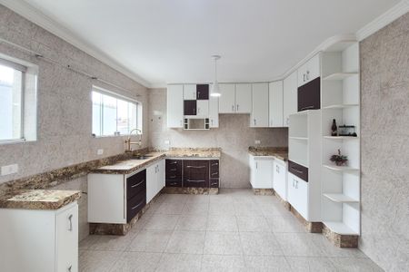 Casa à venda com 160m², 3 quartos e 2 vagasCozinha - Armários