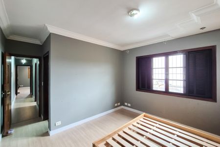 Casa à venda com 160m², 3 quartos e 2 vagasSuíte