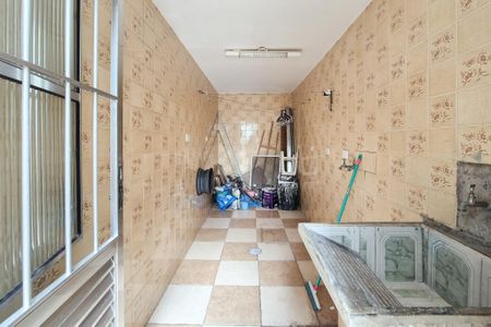 Casa à venda com 160m², 3 quartos e 2 vagasÁrea de Serviço