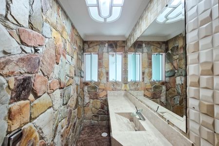 Casa à venda com 160m², 3 quartos e 2 vagasLavabo