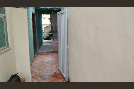 Casa para alugar com 60m², 2 quartos e sem vagaÁrea externa