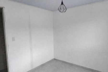 Quarto de casa para alugar com 2 quartos, 60m² em Jacarepaguá, Rio de Janeiro