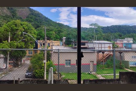 Área externa de casa para alugar com 2 quartos, 60m² em Jacarepaguá, Rio de Janeiro