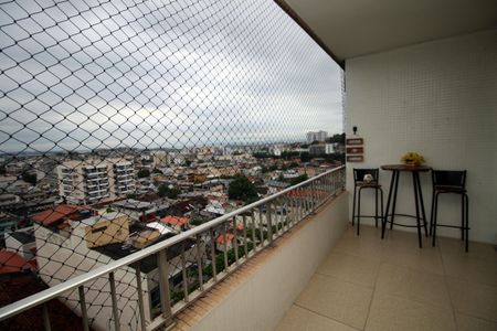 Apartamento à venda com 92m², 3 quartos e 2 vagasVaranda da sala