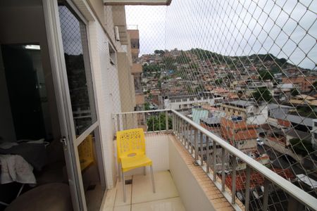Apartamento à venda com 92m², 3 quartos e 2 vagasVaranda do Quarto 1 - Suíte