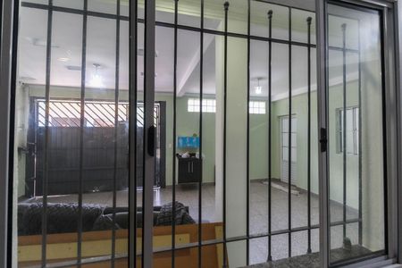 Vista da Sala de casa para alugar com 4 quartos, 76m² em Itaquera, São Paulo