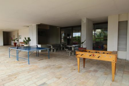 Apartamento à venda com 80m², 2 quartos e 1 vagaÁrea comum