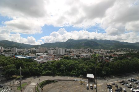 Apartamento à venda com 80m², 2 quartos e 1 vagaSuíte - Vista