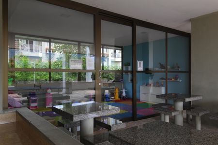 Apartamento à venda com 80m², 2 quartos e 1 vagaÁrea comum