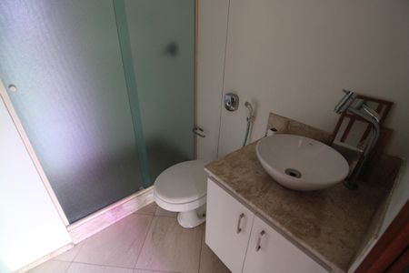 Apartamento à venda com 80m², 2 quartos e 1 vagaBanheiro social