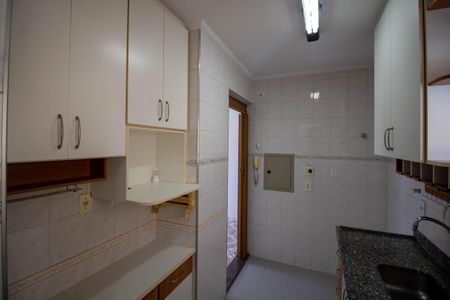 Apartamento à venda com 69m², 3 quartos e 1 vagaCOZINHA