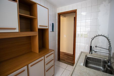Apartamento à venda com 52m², 2 quartos e 1 vaga Apartamento à venda com 52m², 2 quartos e 1 vagaCozinha