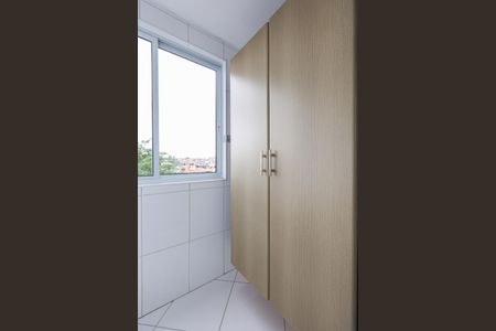 Apartamento para alugar com 58m², 2 quartos e 1 vagaÁrea de Serviço