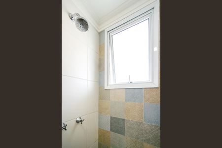 Apartamento à venda com 38m², 2 quartos e sem vaga Apartamento à venda com 38m², 2 quartos e sem vagaChuveiro