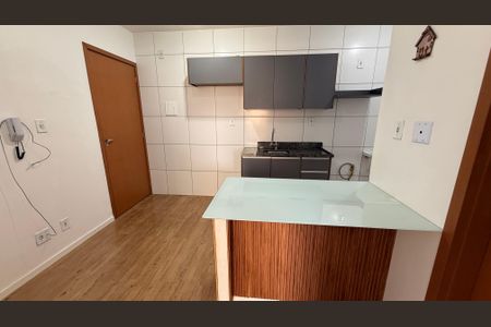Sala de apartamento para alugar com 2 quartos, 32m² em Qs 425, Brasília