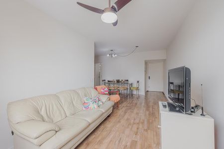 Apartamento à venda com 94m², 2 quartos e 1 vaga