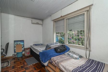 Quarto de casa para alugar com 2 quartos, 180m² em Rubem Berta, Porto Alegre