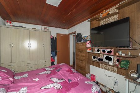 Quarto 2 de casa para alugar com 2 quartos, 180m² em Rubem Berta, Porto Alegre