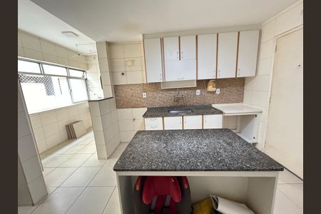 Apartamento à venda com 97m², 3 quartos e 1 vagaCozinha