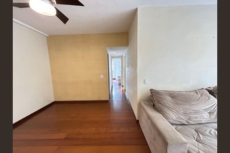 Apartamento à venda com 97m², 3 quartos e 1 vagaCorredor