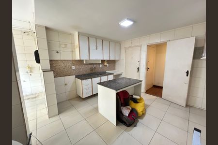 Apartamento à venda com 97m², 3 quartos e 1 vagaCozinha