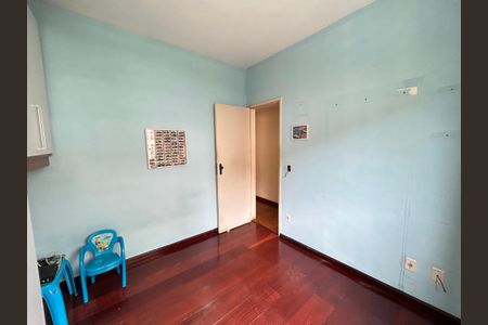 Apartamento à venda com 97m², 3 quartos e 1 vagaQuarto 2