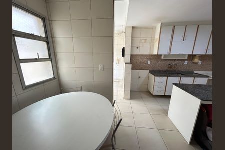 Apartamento à venda com 97m², 3 quartos e 1 vagaCozinha