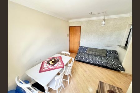 Sala de apartamento à venda com 3 quartos, 76m² em Jardim Santa Ines, São Paulo
