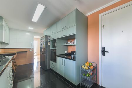 Apartamento à venda com 129m², 3 quartos e 2 vagasCozinha