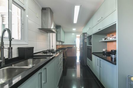 Apartamento à venda com 129m², 3 quartos e 2 vagasCozinha