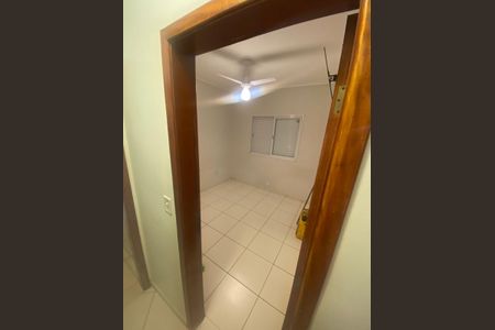 Quarto de apartamento para alugar com 2 quartos, 62m² em Guilhermina, Praia Grande
