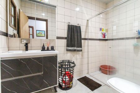 Casa à venda com 825m², 3 quartos e 3 vagasBanheiro