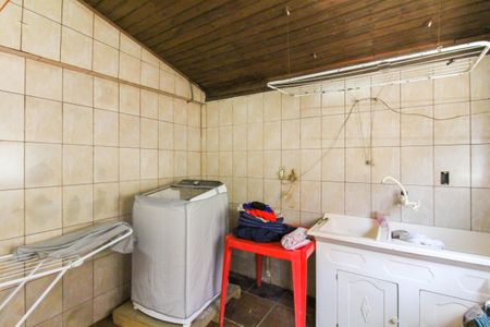 Casa à venda com 825m², 3 quartos e 3 vagasÁrea de Serviço