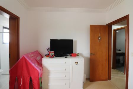 Apartamento à venda com 101m², 3 quartos e 2 vagasQuarto 2