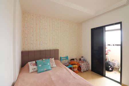 Apartamento à venda com 101m², 3 quartos e 2 vagasQuarto 2