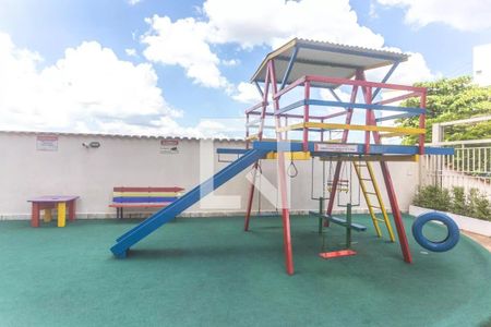 Apartamento à venda com 101m², 3 quartos e 2 vagasÁrea comum - Playground