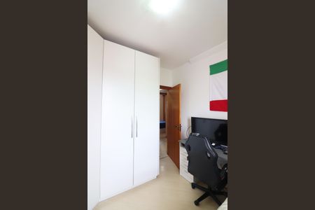 Apartamento à venda com 101m², 3 quartos e 2 vagasQuarto 3