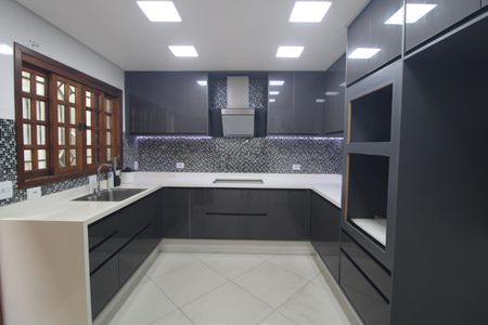 Casa para alugar com 193m², 3 quartos e 5 vagasCozinha