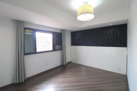 Casa para alugar com 193m², 3 quartos e 5 vagasSuíte