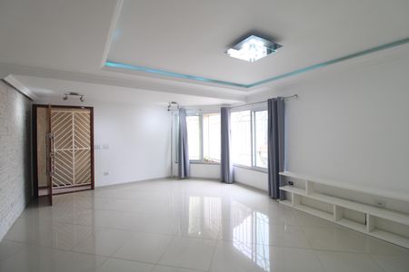 Casa para alugar com 193m², 3 quartos e 5 vagasSala