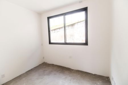 Casa de condomínio à venda com 214m², 4 quartos e 2 vagas Casa de condomínio à venda com 214m², 4 quartos e 2 vagasSuíte 1