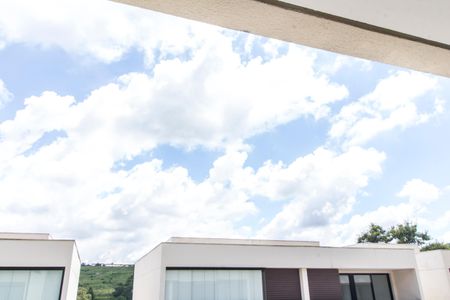 Casa de condomínio à venda com 214m², 4 quartos e 2 vagas Casa de condomínio à venda com 214m², 4 quartos e 2 vagasVista da Varanda